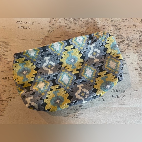 Soulucean Ikat Wet Dry Bag OS Colorful Patterned Clutch For Beach/Travel NWOT - Picture 2 of 11